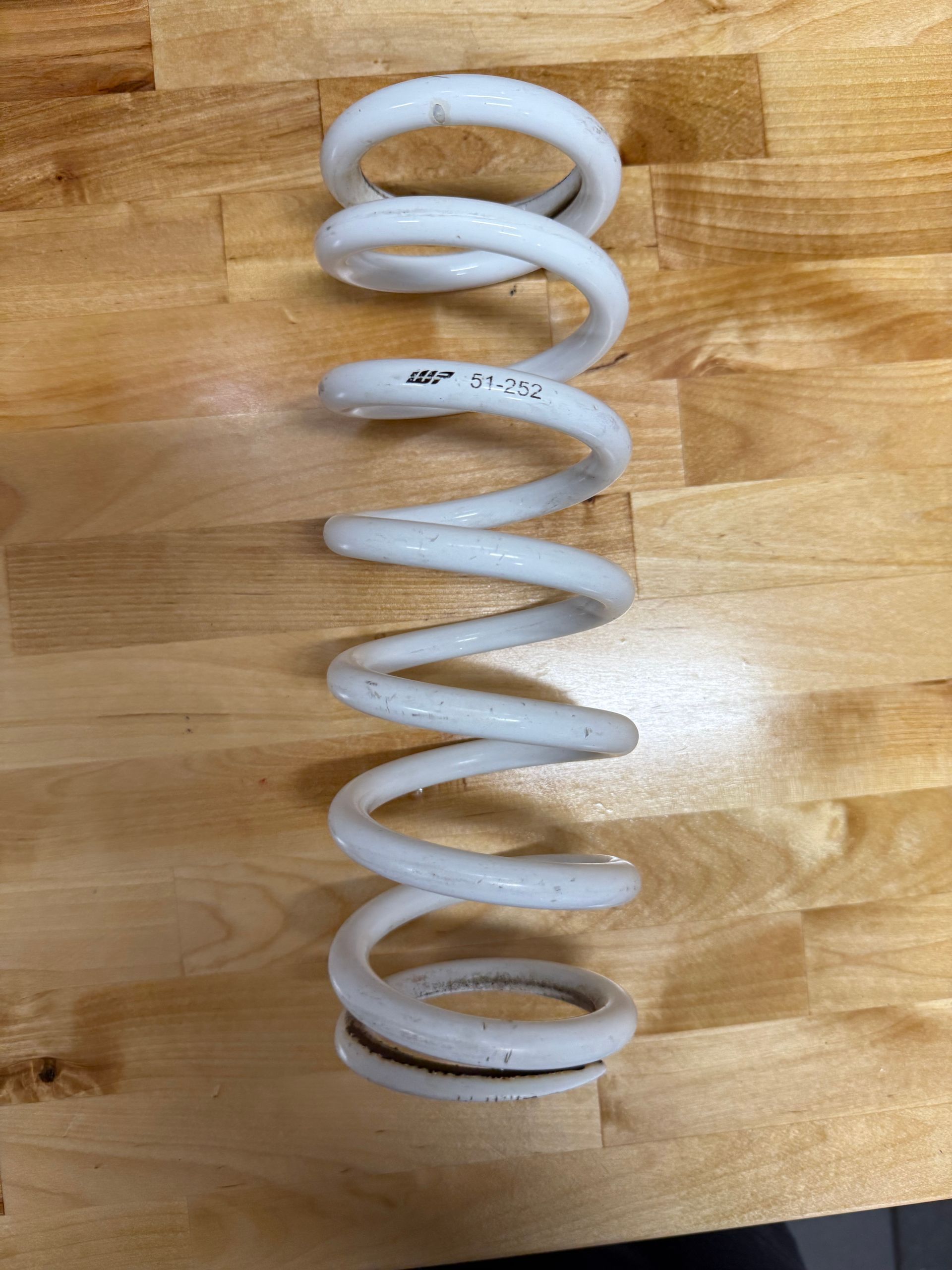 WP SHOCK SPRING 51-252