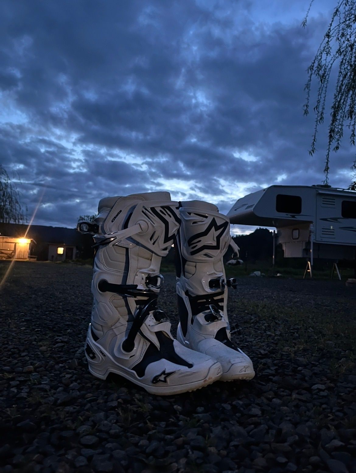 White Alpinestars Tech 10 Size 10