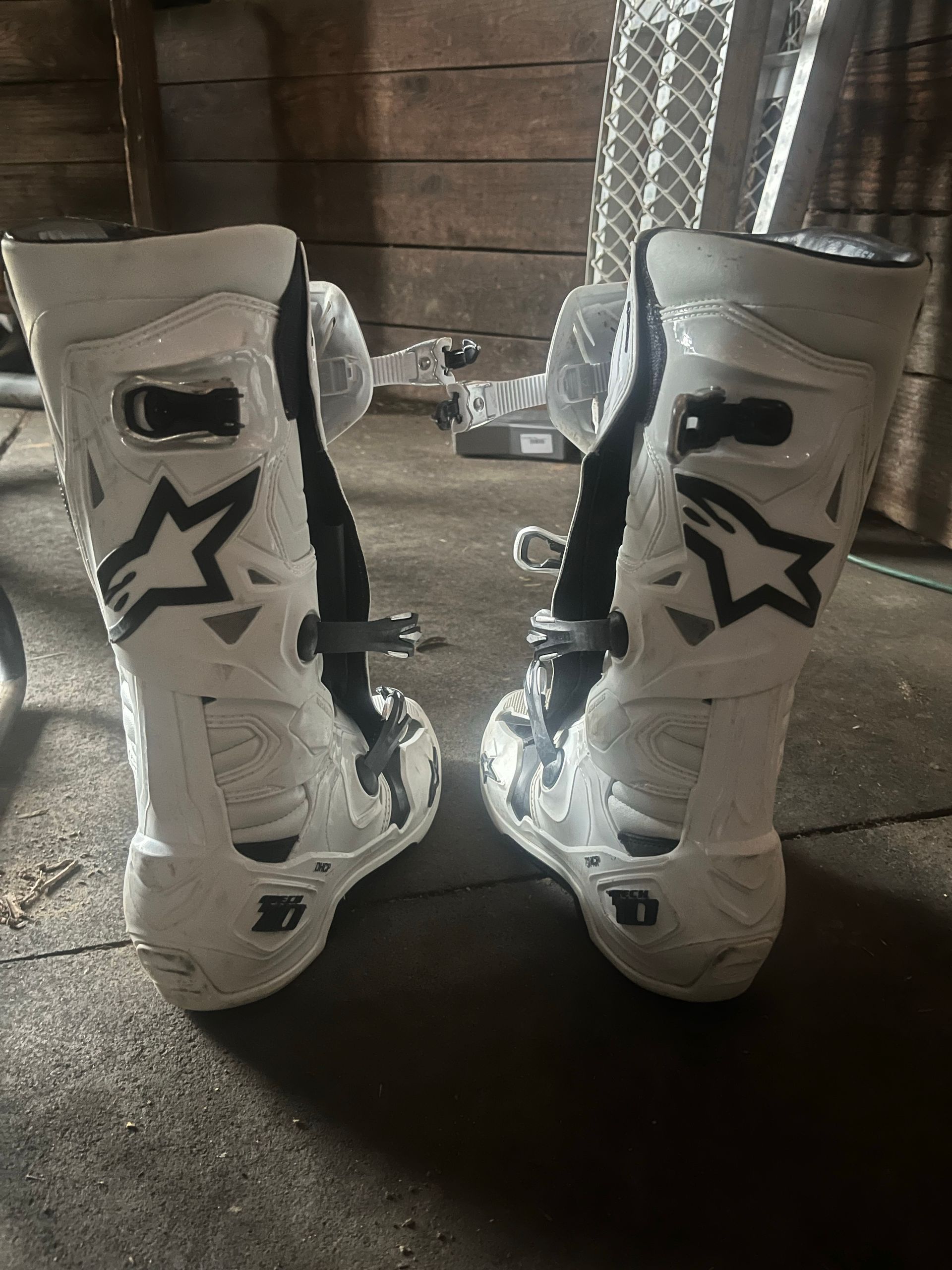White Alpinestars Tech 10 Size 10