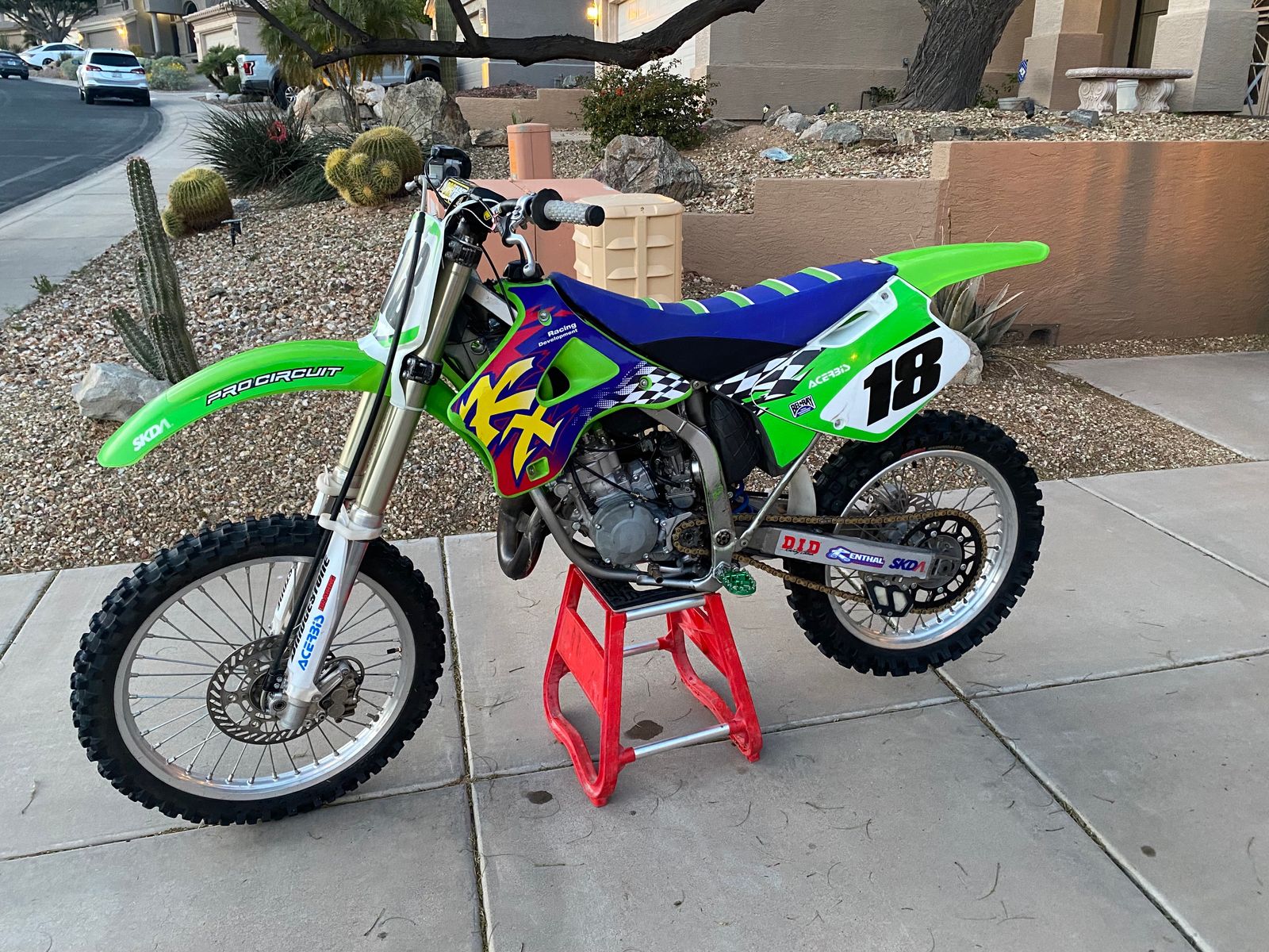 Kawasaki kx 125 4 stroke clearance