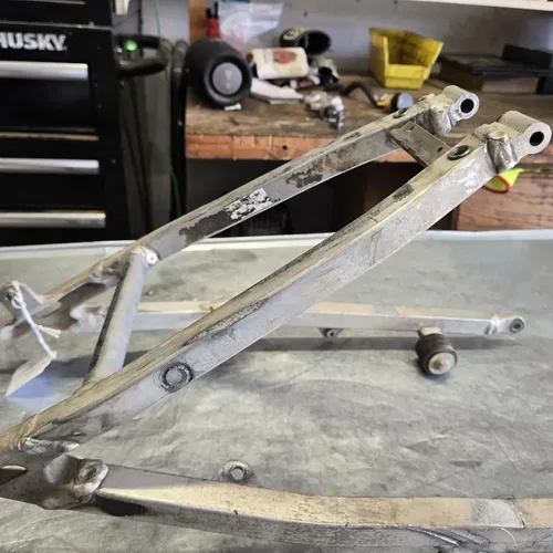 2007 Yamaha Yz450f Rear Back Sub Frame Subframe 2s2-21190-70-00 2