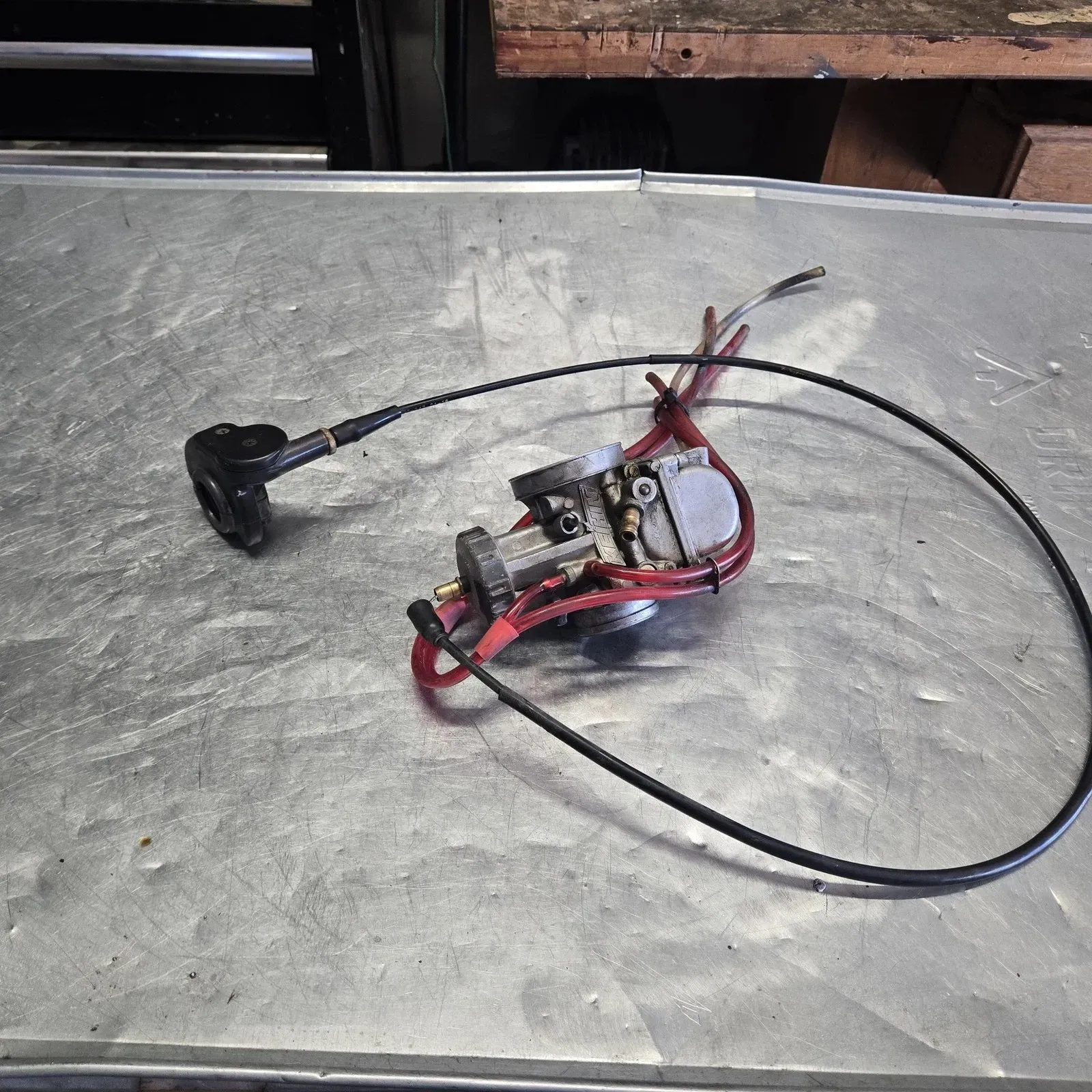 1999 Honda Cr250r Carb Carburetor 16100-kz3-j11 2