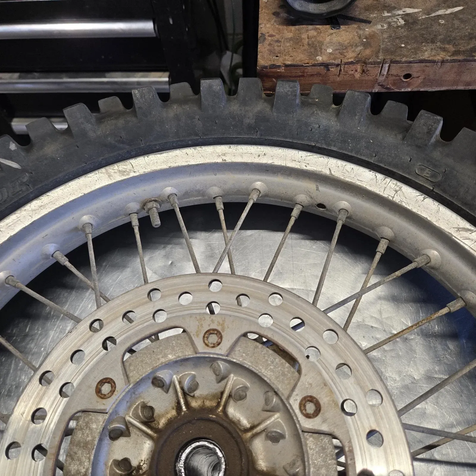 1990 Yamaha Yz250 Rear Back Wheel Rim Hub