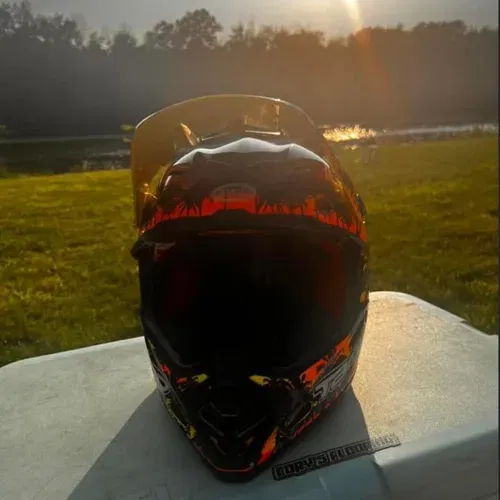 Bell Moto 9 