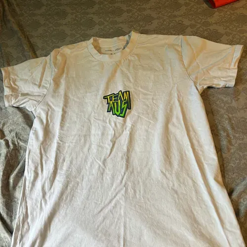 Jett And Hunta Lawrence Adult T Shirts 