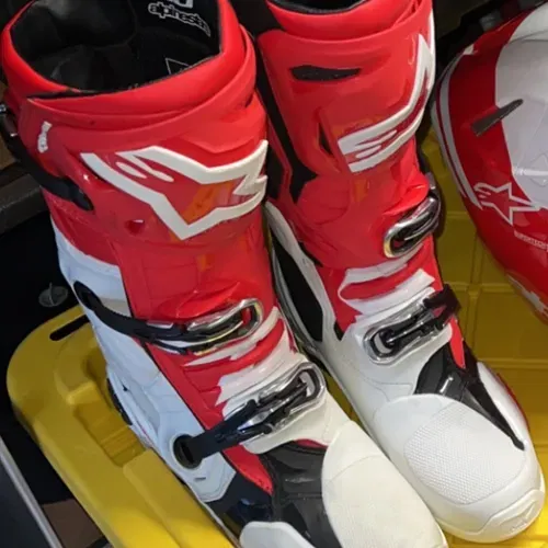 Tech 10 Boots