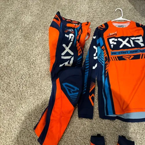 FXR GEARSET COMBO. 