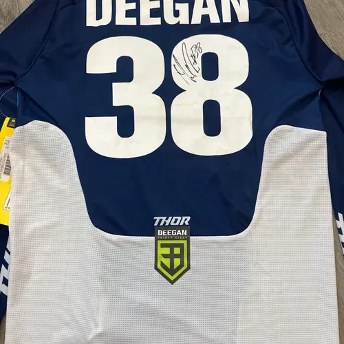 Haiden Deegan Signed Jeresy