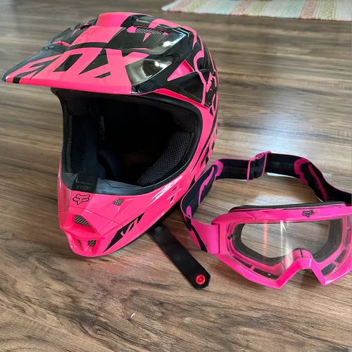 Fox V1 Helmet and Goggles