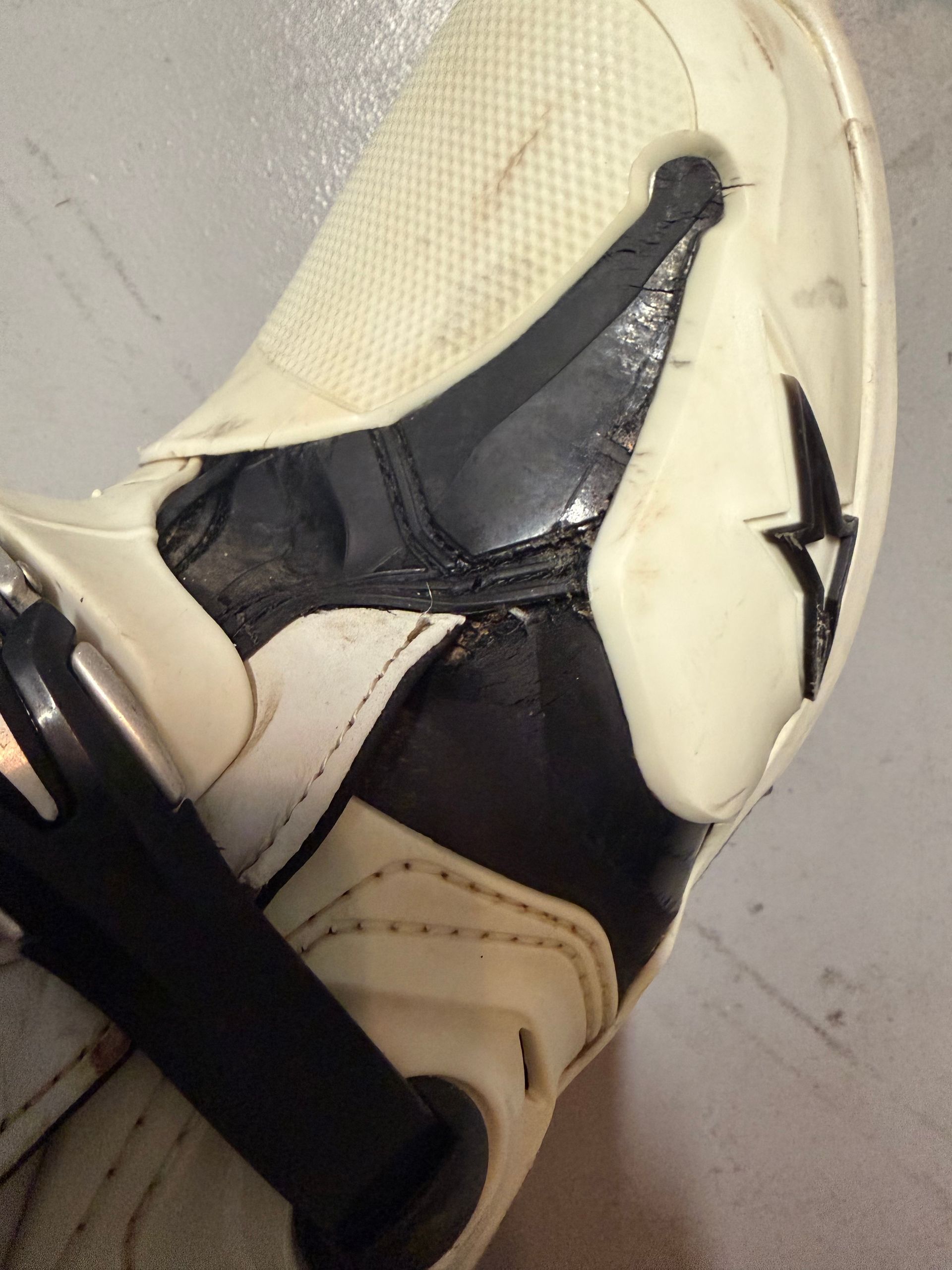 Alpinstar Tech 10 Size 10 (read Description)