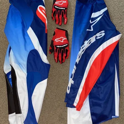 Alpinestars 2023 Racer Combo - Semi - Blue/ Hot orange + red gloves