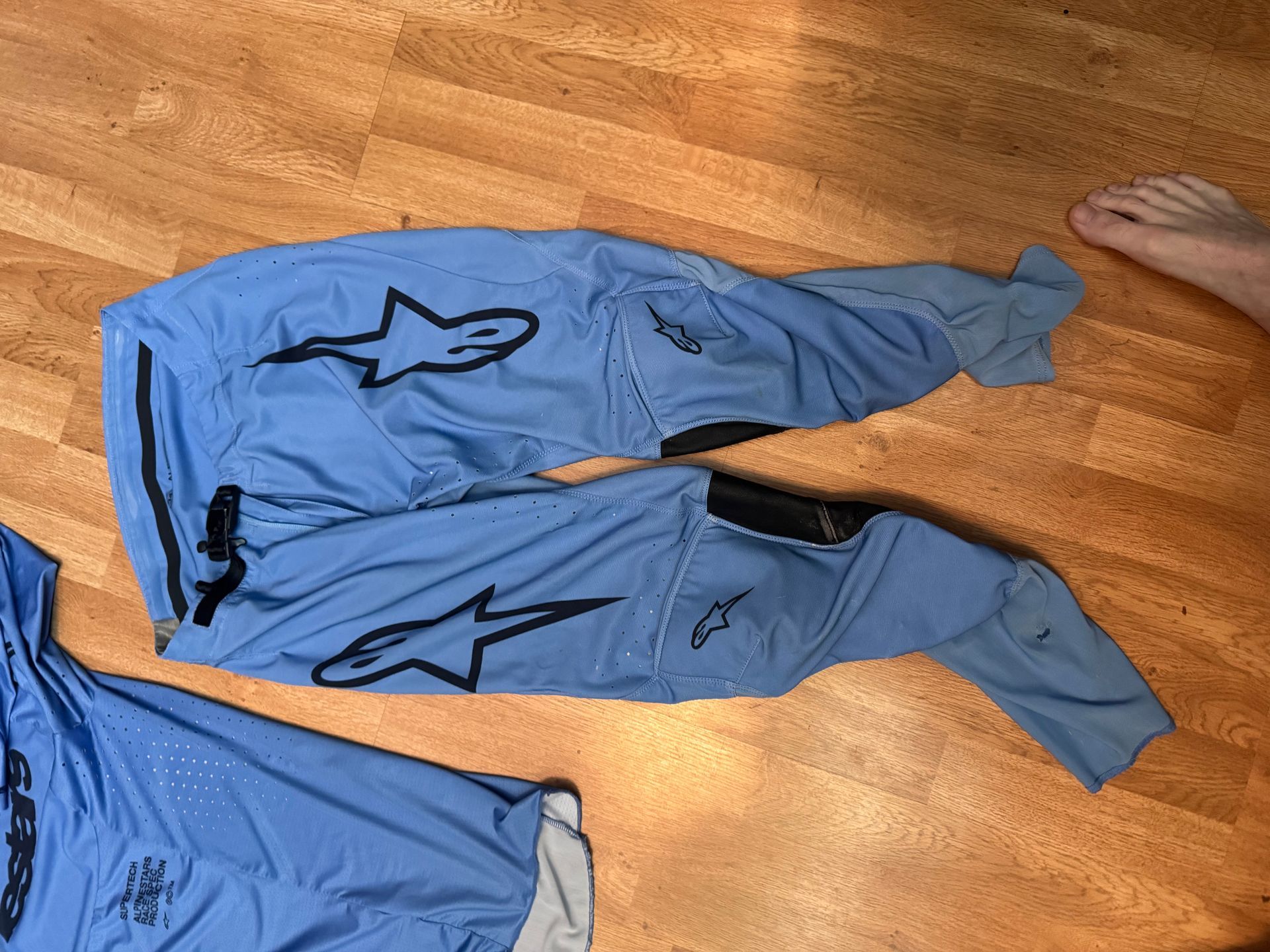 Alpine Super Tech 