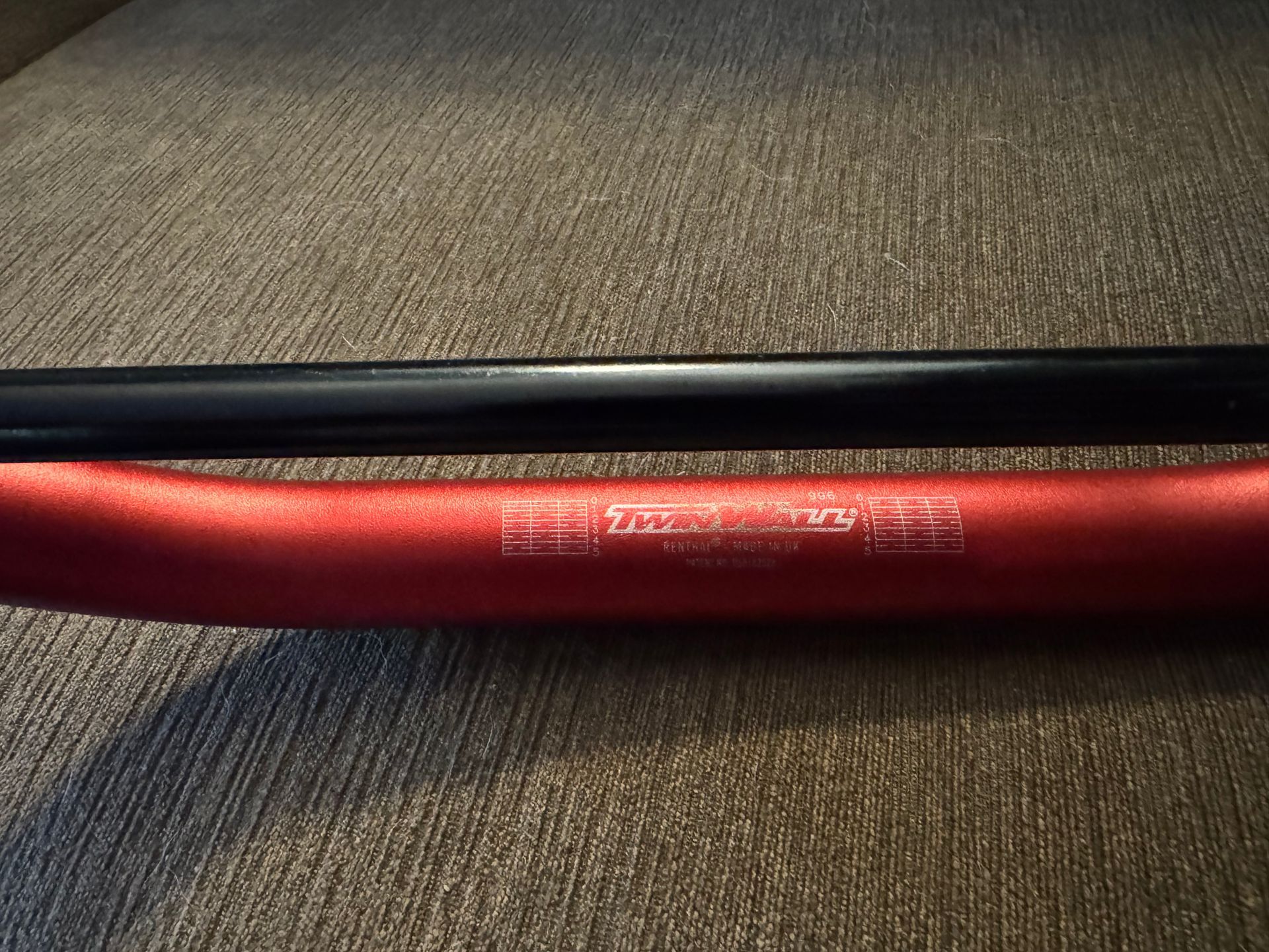 Renthal TwinWall 996 (red)