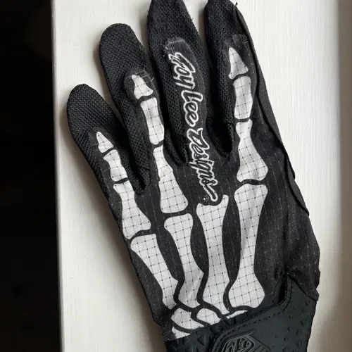 TLD Air Skully Gloves - Medium 