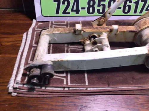 1986 SUZUKI QUADRUNNER 230 LT230E 2X4 OEM REAR SWINGARM BACK SUSPENSION CARRIER