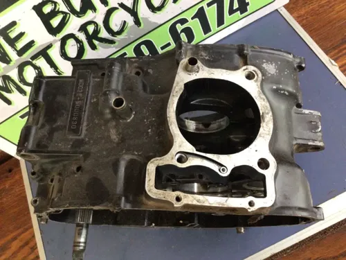 Honda xl250r xl 250 r 1982 82  Crankcases upper lower crank cases oem kicker gea