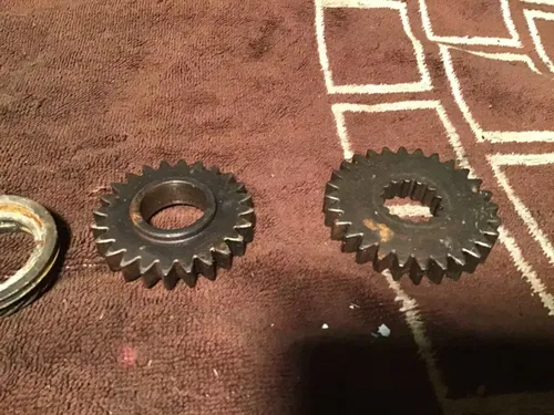 1976 Penton KTM MC5 250 Engine gears primary crank gear misc engine gear