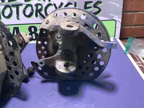 03-08 SUZUKI LTZ400 KFX DVX 400 Right Front Hub Spindle OTR