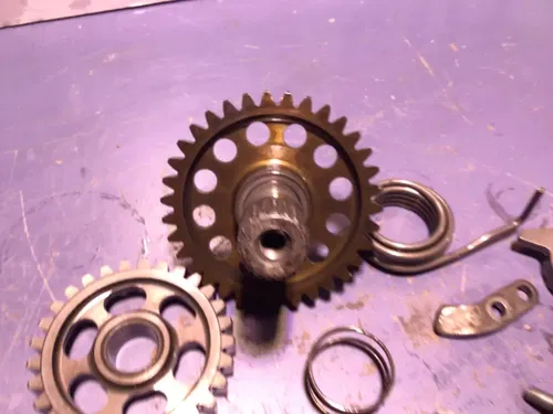 2004 - 2009 Honda CRF450 CRF 450 Kick Start Mechanism Kicker Shaft Gear