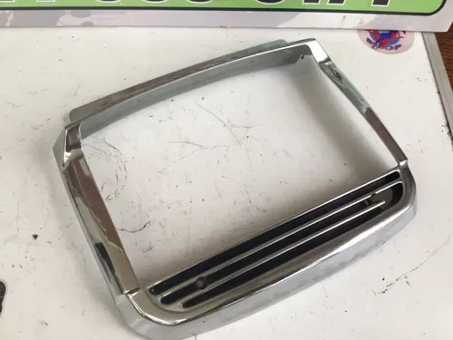 OEM 84-87 Honda GL1200 GL1200A Goldwing Aspencade Chrome Headlight Cover Trim