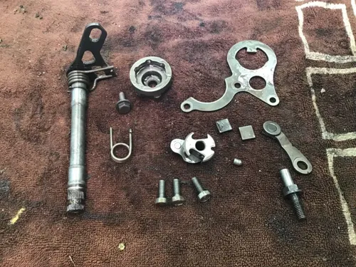 1990 HONDA CR125R CR125 gear selector shift shaft shifter pawls