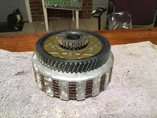 1975 Suzuki GT250 clutch clutch basket assembly
