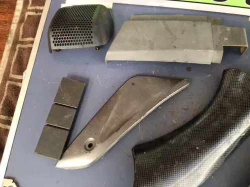 97 98 99 00 01 TRIUMPH DAYTONA 955I Plastic trim RAM AIR DUCT INTAKE COVERS