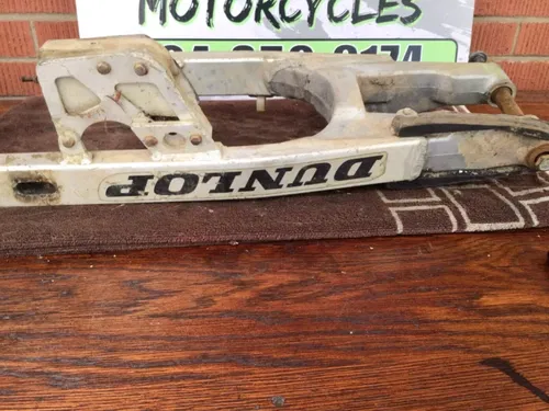 1991-2004 Suzuki RM80 RM85 Swingarm with bolt and chain guard  61000-03B21 1995