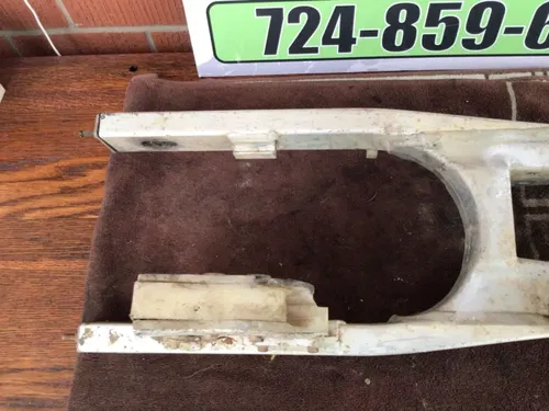 1991-2004 Suzuki RM80 RM85 Swingarm with bolt and chain guard  61000-03B21 1995
