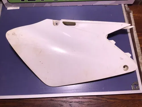 2001 Suzuki  Rm125  Right Rear Number Plate Plastics Plastic Body
