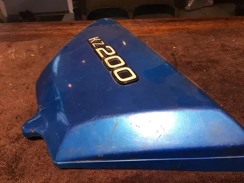 1978 Kawasaki KZ200 RH side cover panel plastic