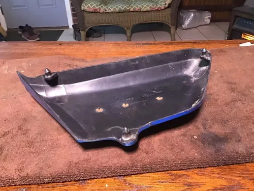 1978 Kawasaki KZ200 RH side cover panel plastic
