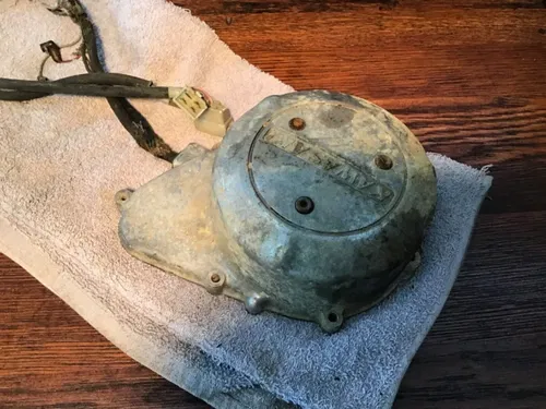 1974 - 1978 Kawasaki KZ400 kz 400 stator cover left hand engine cover
