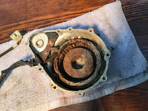 1974 - 1978 Kawasaki KZ400 kz 400 stator cover left hand engine cover