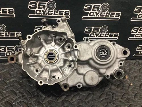 2003 SUZUKI 02-06 RM85 RM85L OEM LEFT ENGINE MOTOR CRANKCASE CRANK CASES BLOCK