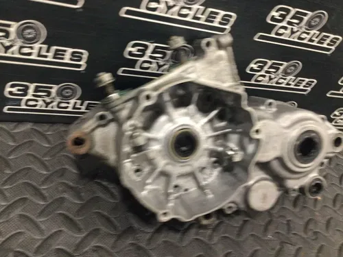2003 SUZUKI 02-06 RM85 RM85L OEM LEFT ENGINE MOTOR CRANKCASE CRANK CASES BLOCK
