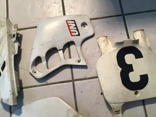 Honda CR125R CR250R Front Number Plate 1990 1991 Side Covers Gas tank shroud