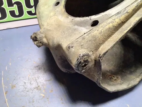 1987 Kawasaki KX125 KX 125 Engine Air Box Filter Cleaner Housing 11011-1241