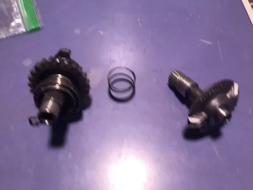 1986 Suzuki quadsport lt230 Start Shaft Kicker Starter Hardware Gear Suzuki L
