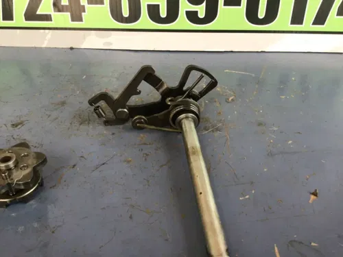 1996 92-07 Yamaha Serow XT225 XT-225 / OEM Nice GEAR SHIFT SHAFT ASSEMBLY