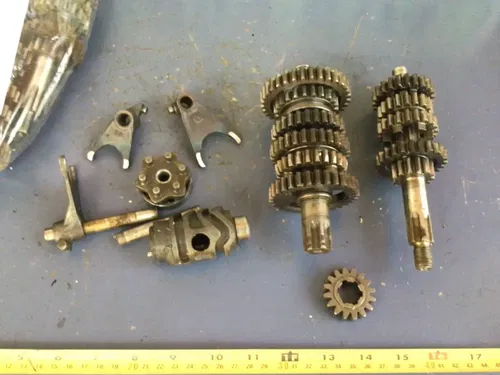 1996 1997 Kawasaki Kx80 Transmission Complete Gears Shafts Drum Forks