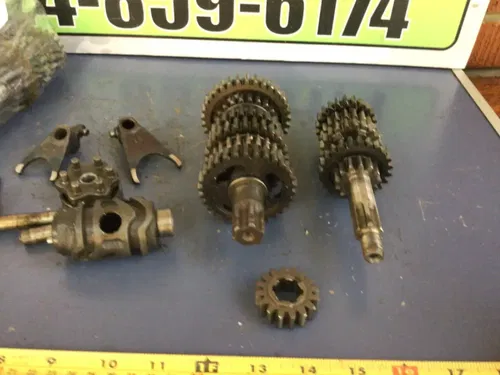 1996 1997 Kawasaki Kx80 Transmission Complete Gears Shafts Drum Forks