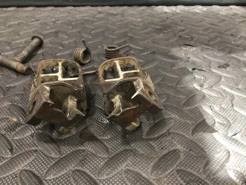 ✅  1997 - 2001 Kawasaki OEM KX 125 250 Footrests Foot Pegs Left Right