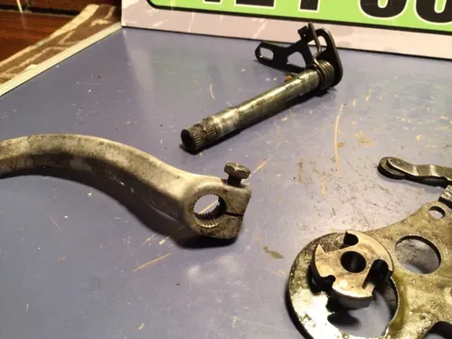 1987-1994 Honda Cr 125 Shift Drum Assembly Center shift shaft shifter pawls