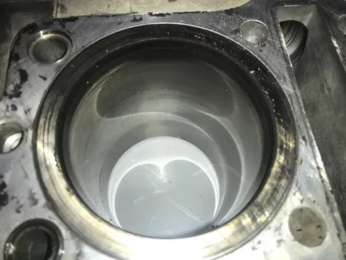 2006 Suzuki GS500FH Cylinders