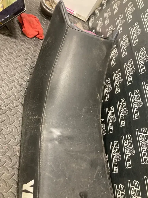 88-04 1999 Yamaha Warrior 350 Seat YFM350X