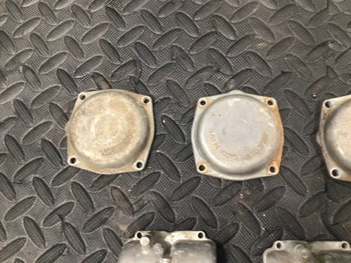 Suzuki GT750 Carb Carburetor Float Bowl 1974 1975 1976 1977 Top Cap