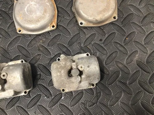 Suzuki GT750 Carb Carburetor Float Bowl 1974 1975 1976 1977 Top Cap