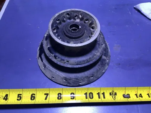 1991 HONDA XR200R Front Wheel Hub