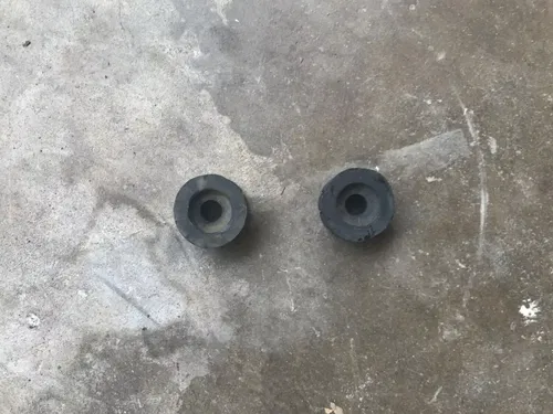 1984 Honda CB700SC Nighthawk S Gas Tank Mounts